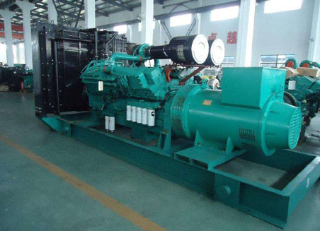 任城800kw康明斯柴油发电机组